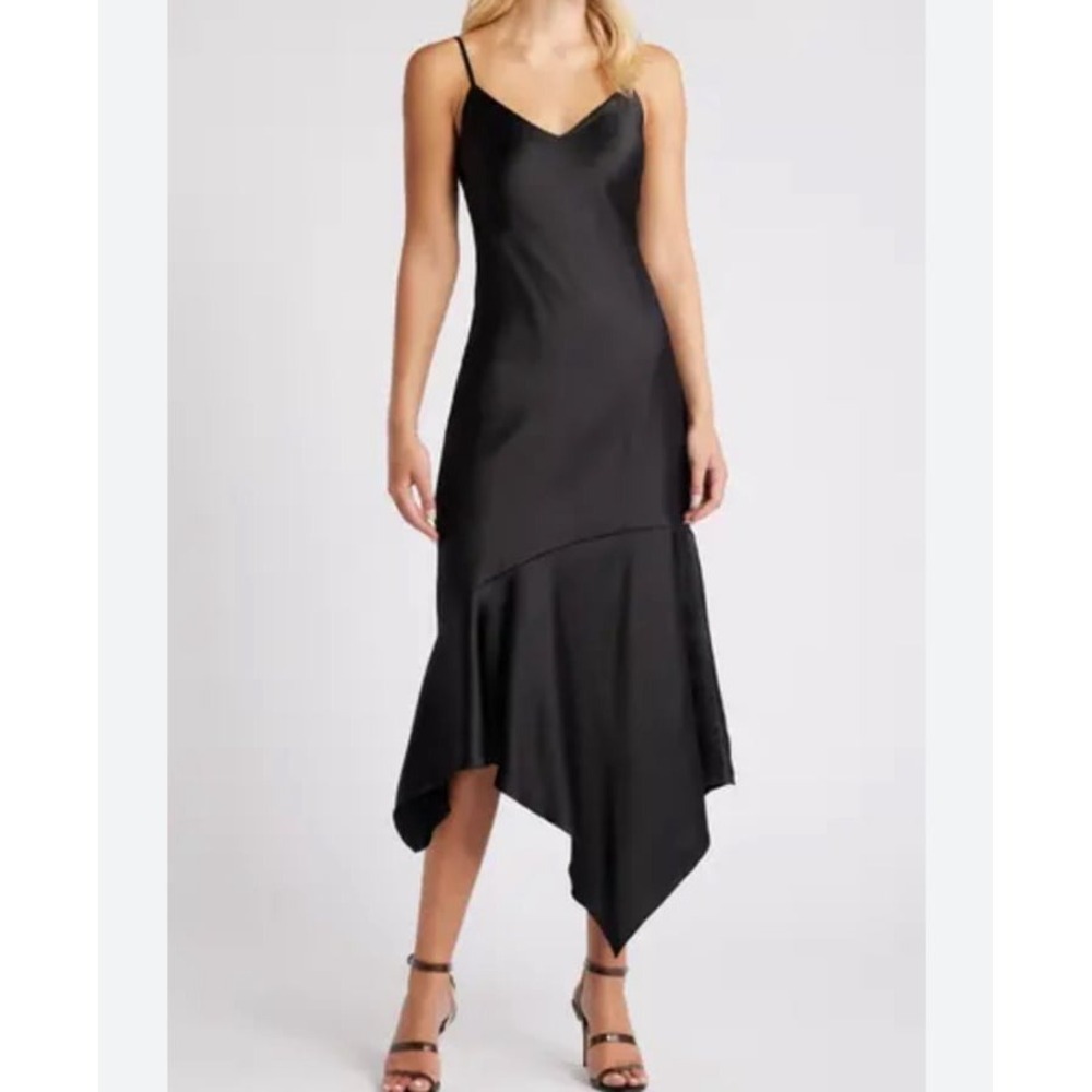 Steve Madden Lucielle Handkerchief Hem Satin Slipdress size Medium NWT